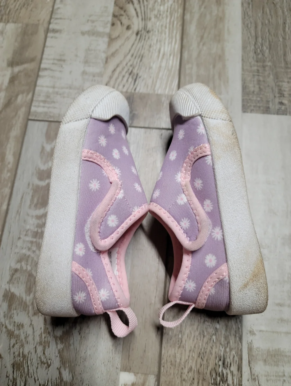 DSG Toddler Water Shoes Size 6 Pink And Purple